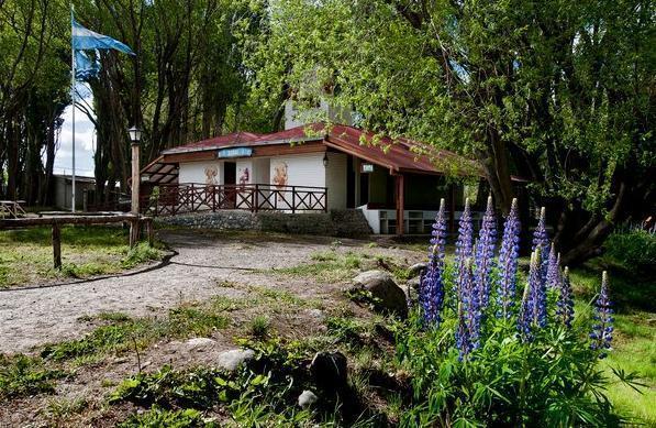إل كالافاتي Camping Y Hostal El Ovejero المظهر الخارجي الصورة