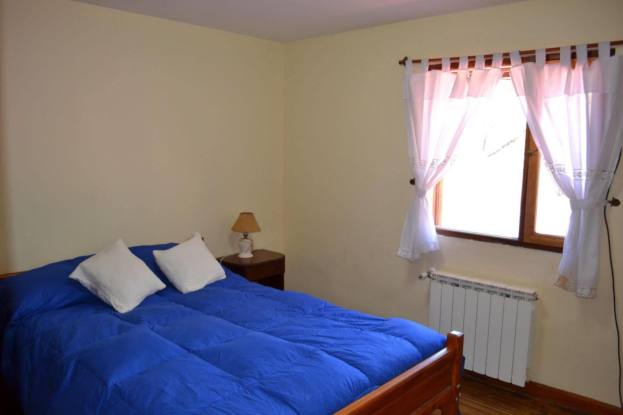 إل كالافاتي Camping Y Hostal El Ovejero المظهر الخارجي الصورة