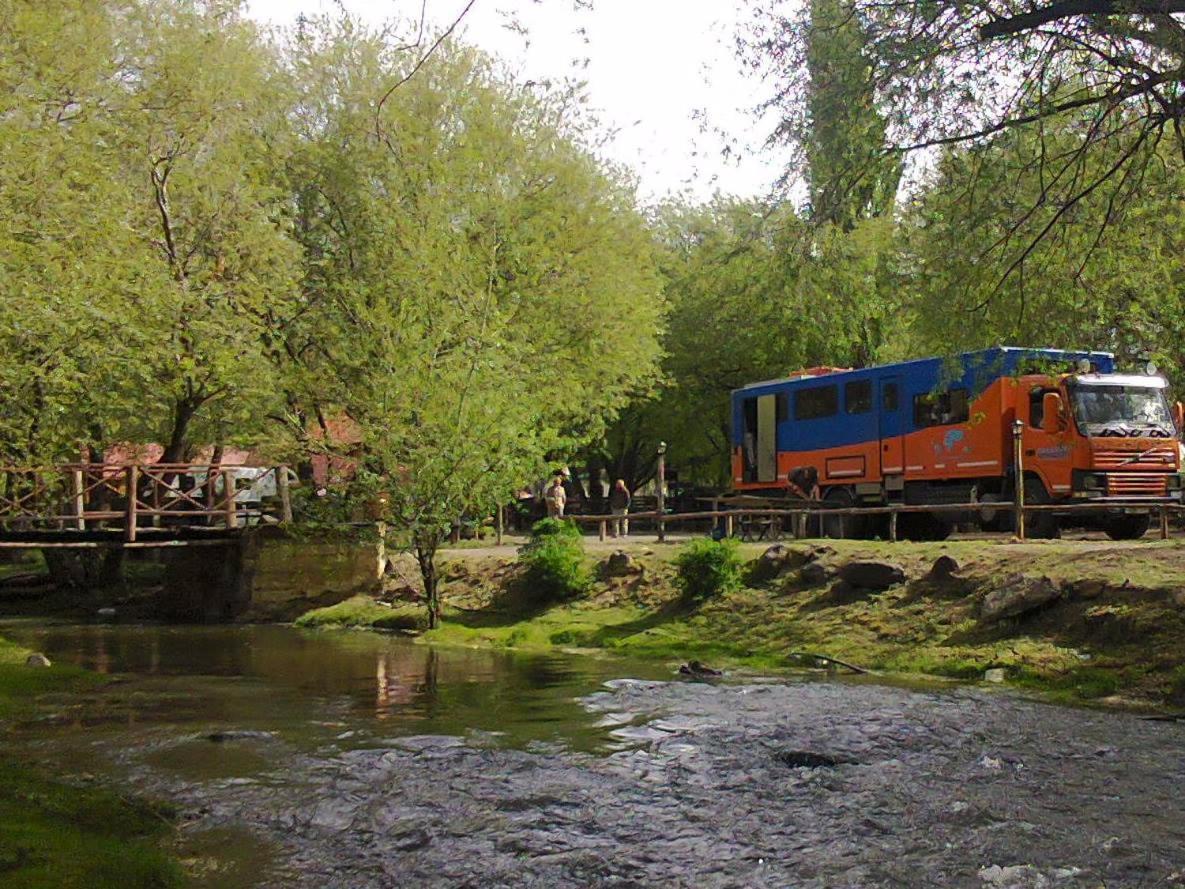 إل كالافاتي Camping Y Hostal El Ovejero المظهر الخارجي الصورة