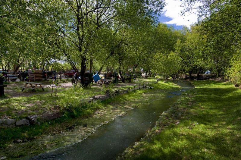 إل كالافاتي Camping Y Hostal El Ovejero المظهر الخارجي الصورة