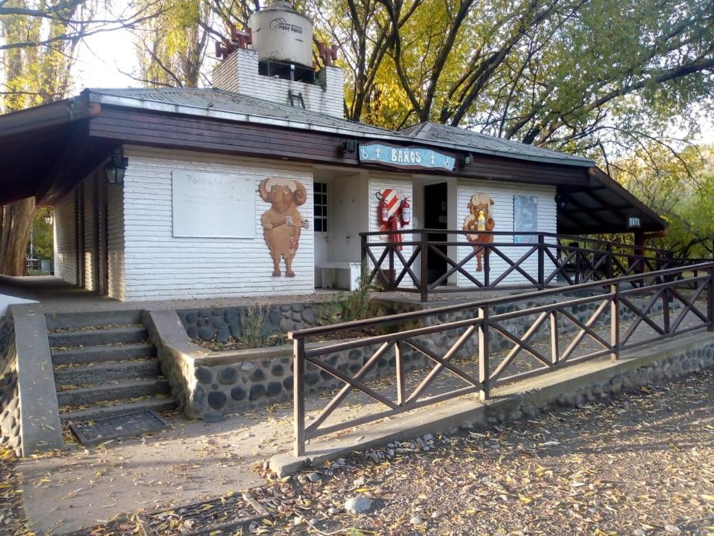 إل كالافاتي Camping Y Hostal El Ovejero المظهر الخارجي الصورة