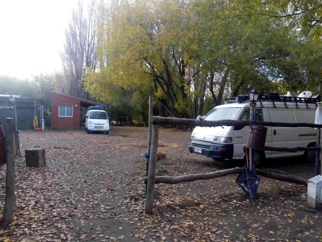 إل كالافاتي Camping Y Hostal El Ovejero المظهر الخارجي الصورة